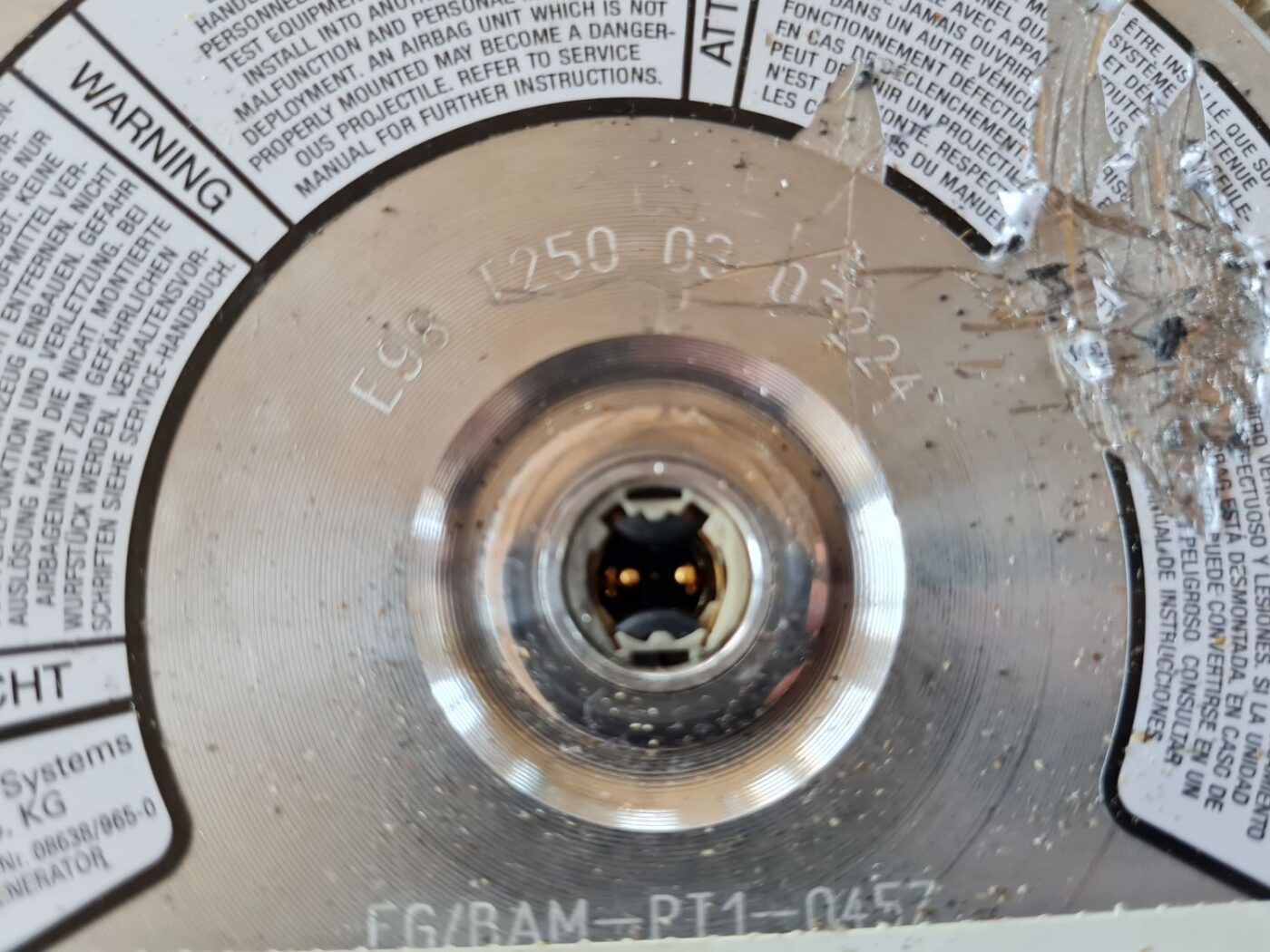 Stūres drošības spilvens priekš VW GOLF IV 1999 4 Stūres drošības spilvens priekš VW GOLF IV 1999