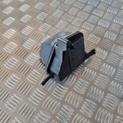 Stūres pastiprinātāja tvertne priekš VW GOLF IV 1999