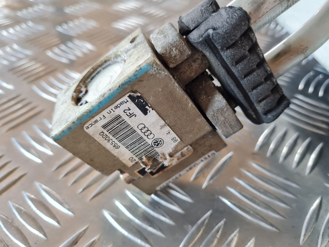 Gaisa kondicionēšanas radiators salonā priekš VW GOLF IV 1999