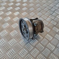 Hidrauliskais pastiprinātājs priekš VW GOLF IV 1999