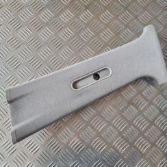 Vidējas salona statnes apdare priekš VW GOLF IV 1999