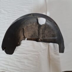 Aizmugurējais kreisais paspārns priekš VW GOLF IV 1999