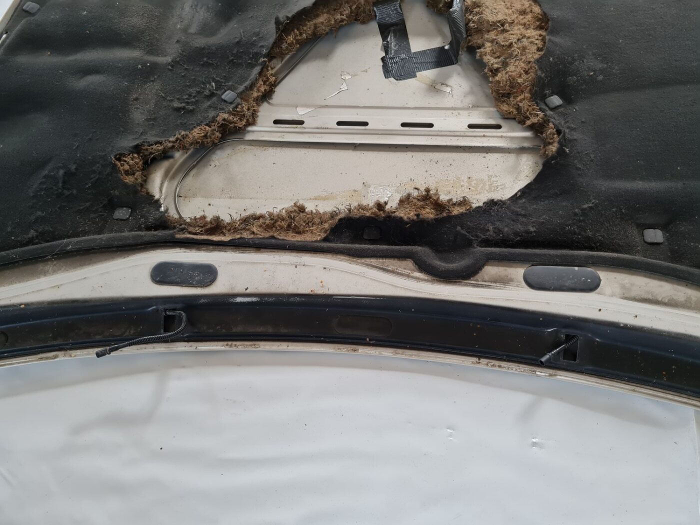 Pārsegs priekš VW GOLF IV 1999 18 Pārsegs priekš VW GOLF IV 1999