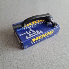 Stūres mehānisma uzgalis priekš