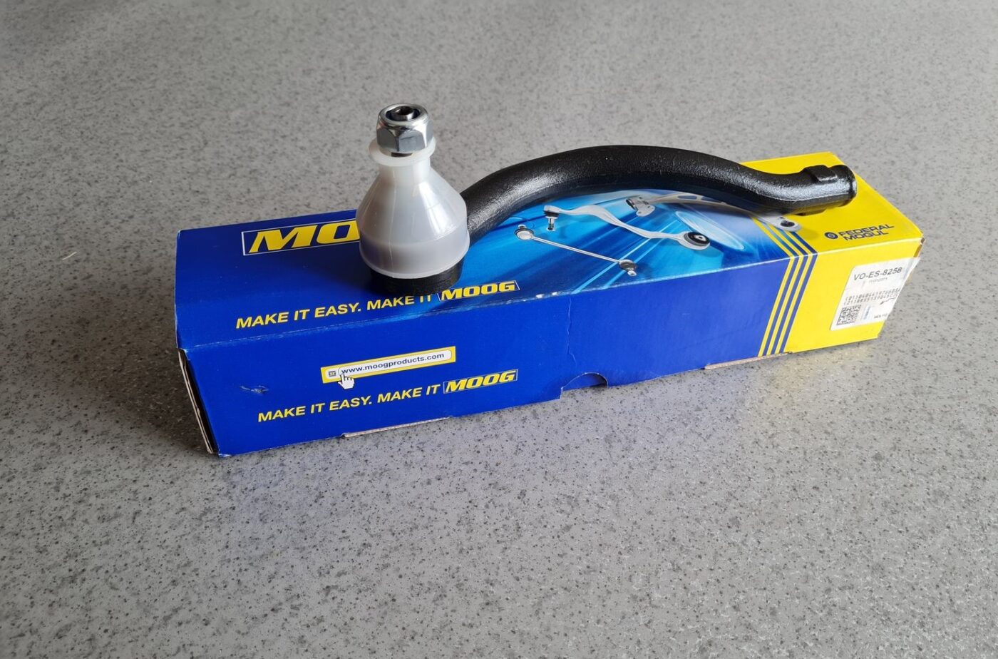 Stūres mehānisma uzgalis priekš