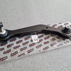 Aizmugures piekares svira priekš