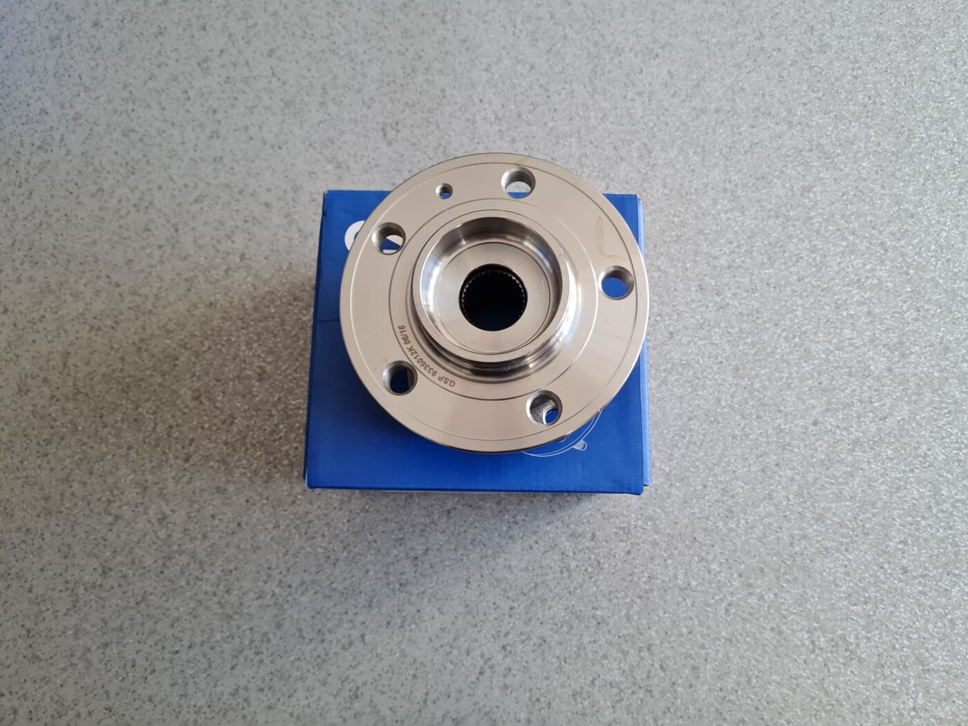 Riteņa rumbas gultnis priekš