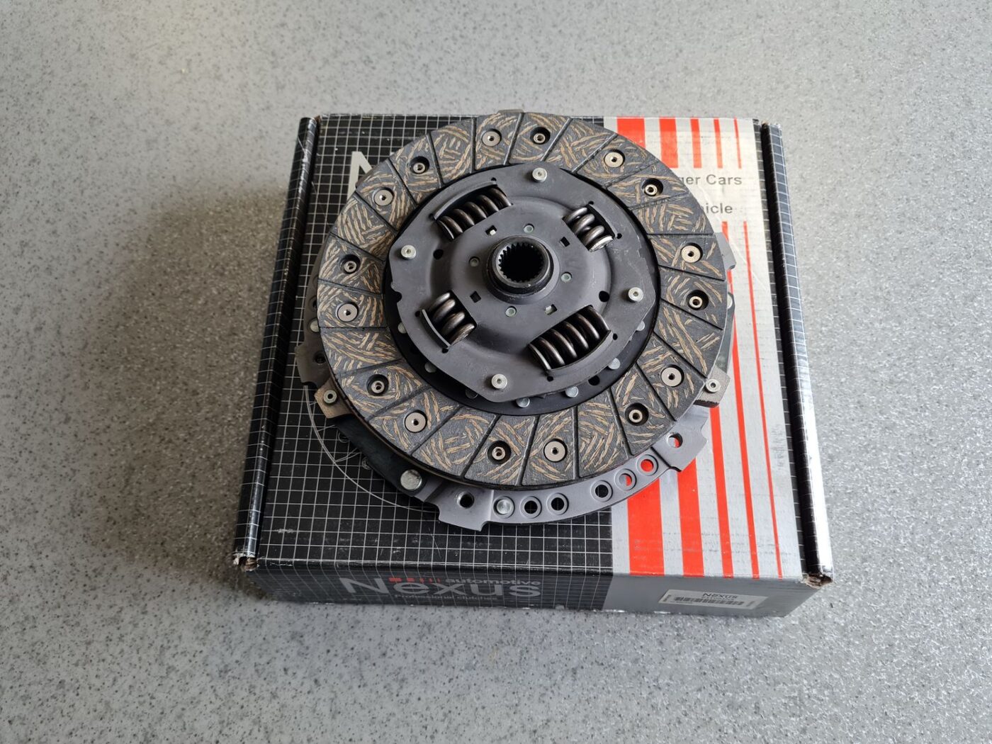 Sajūga komplekts priekš NEW AND USED CAR SPARE PARTS 2 Sajūga komplekts priekš NEW AND USED CAR SPARE PARTS