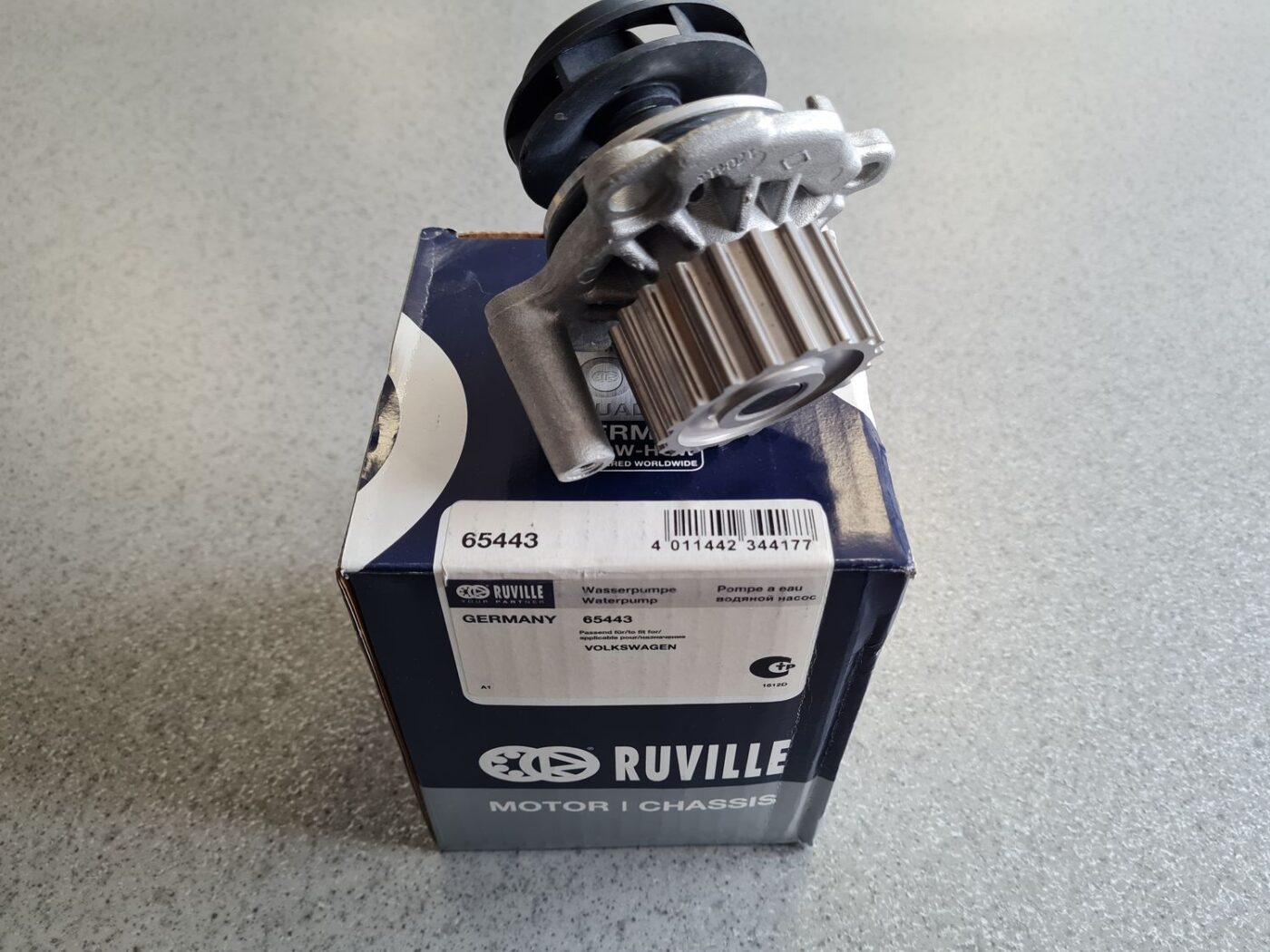 Ūdens sūknis priekš