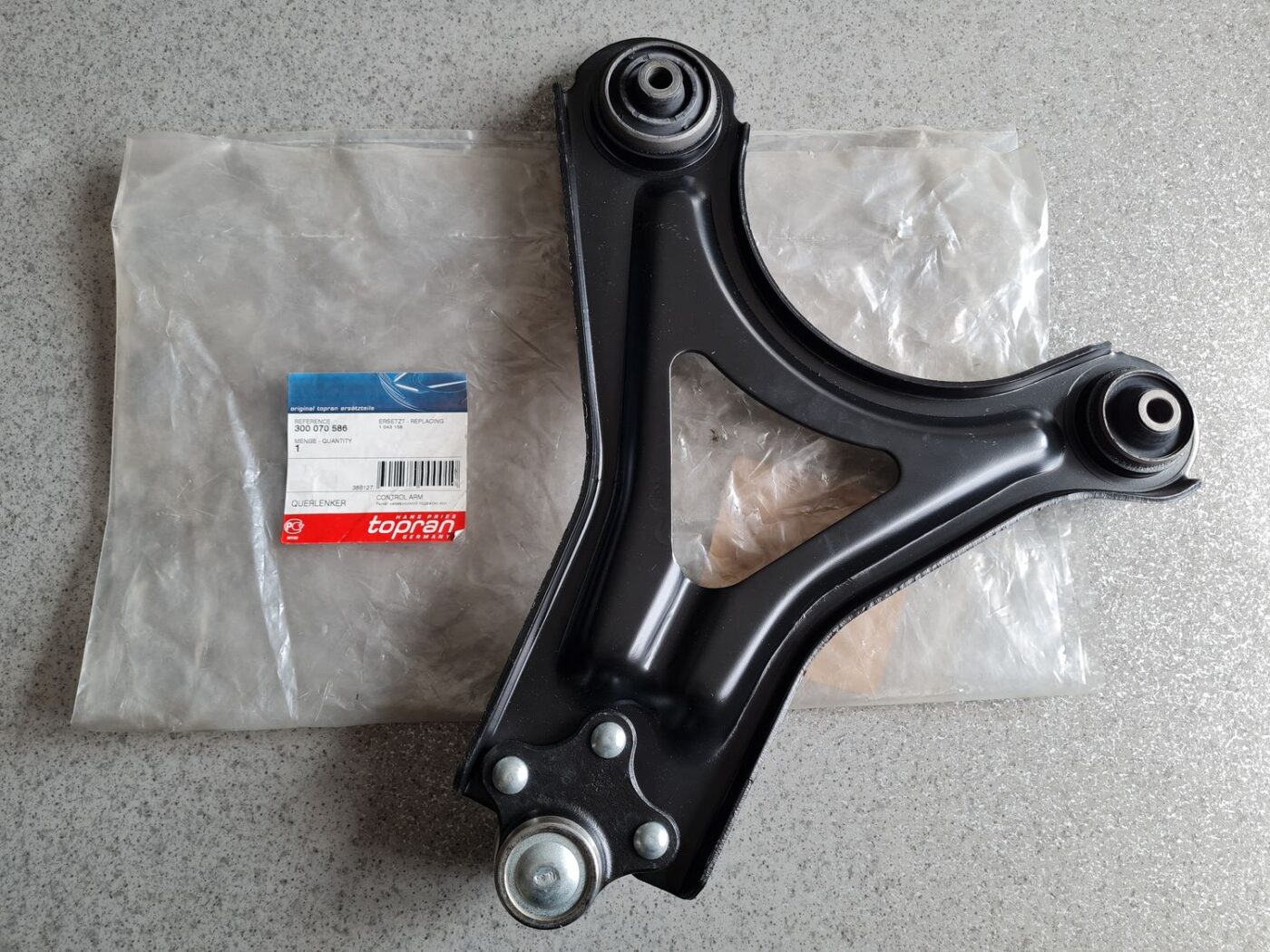 Priekšējas piekares svira priekš