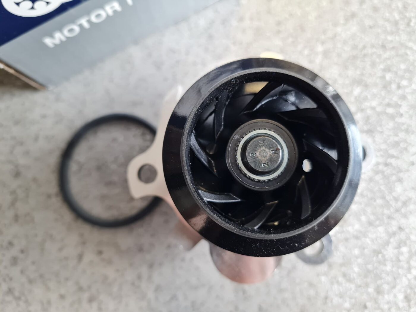 Ūdens sūknis priekš 6 Ūdens sūknis priekš