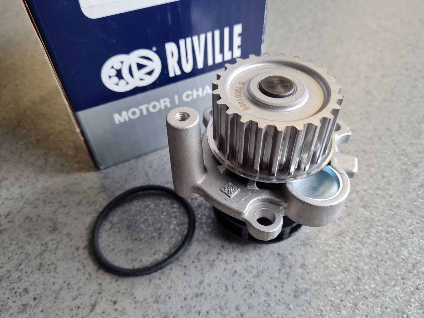 Ūdens sūknis priekš 4 Ūdens sūknis priekš