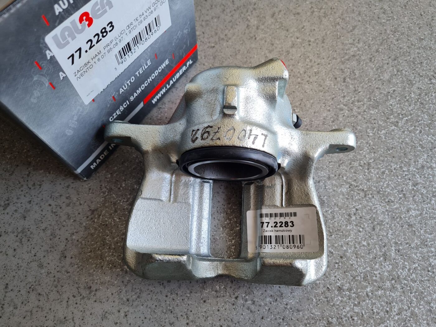 Priekšējais labais suports priekš 2 Priekšējais labais suports priekš