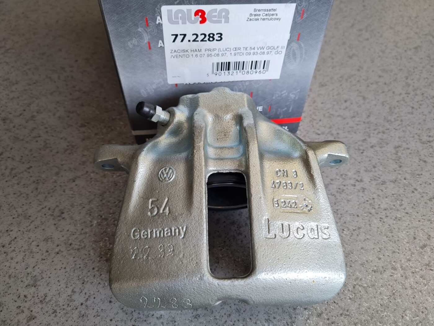 Priekšējais labais suports priekš 4 Priekšējais labais suports priekš