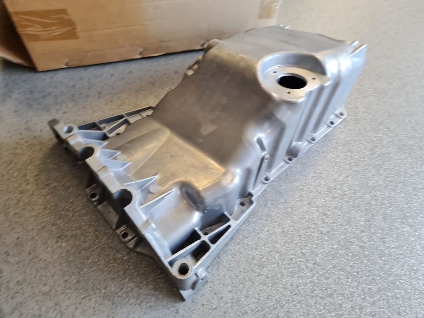 Dzinēja karteris priekš 4 Dzinēja karteris priekš