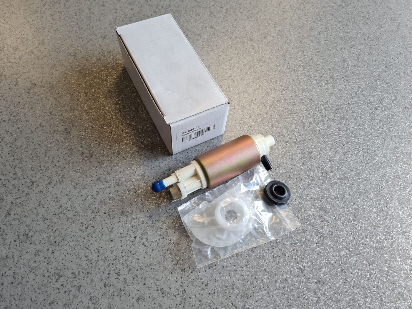 Degvielas tvertnes sūknis priekš