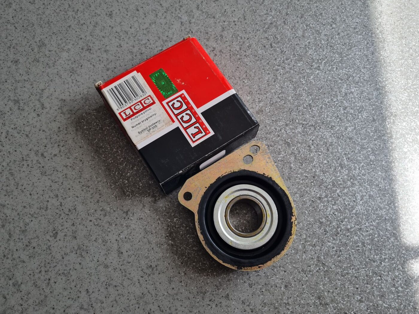 Kardāna atbalsts priekš 1 Kardāna atbalsts priekš