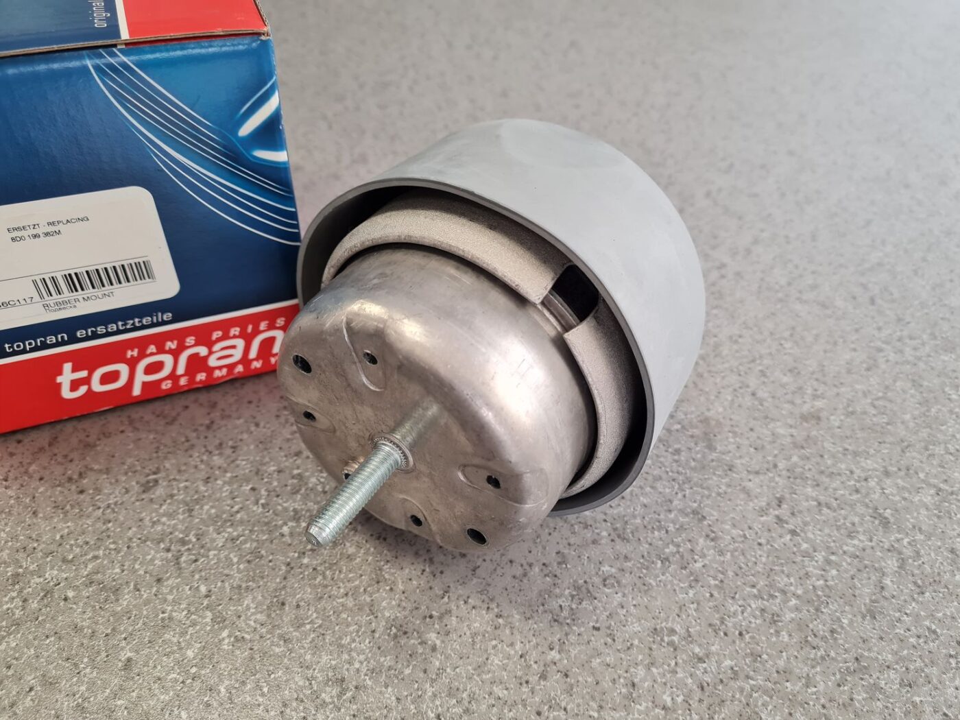 Dzinēja spilvens priekš 2 Dzinēja spilvens priekš