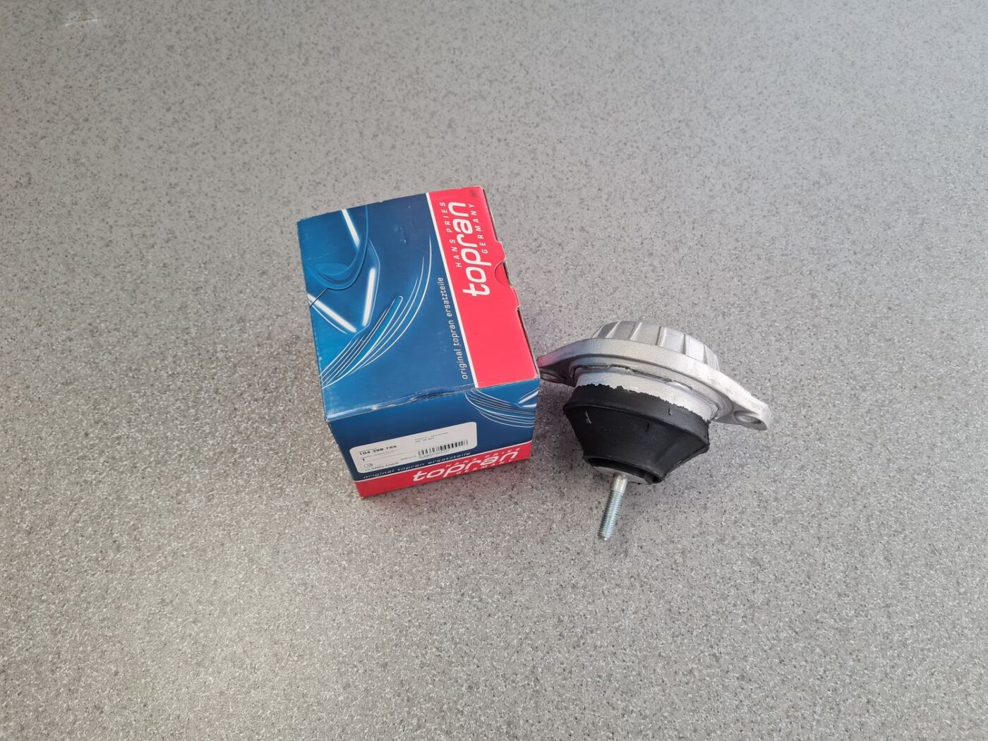 Dzinēja spilvens priekš