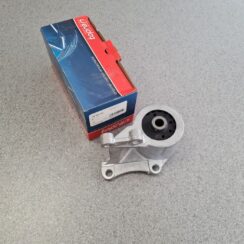 Ātrumkārbas kronšteins priekš