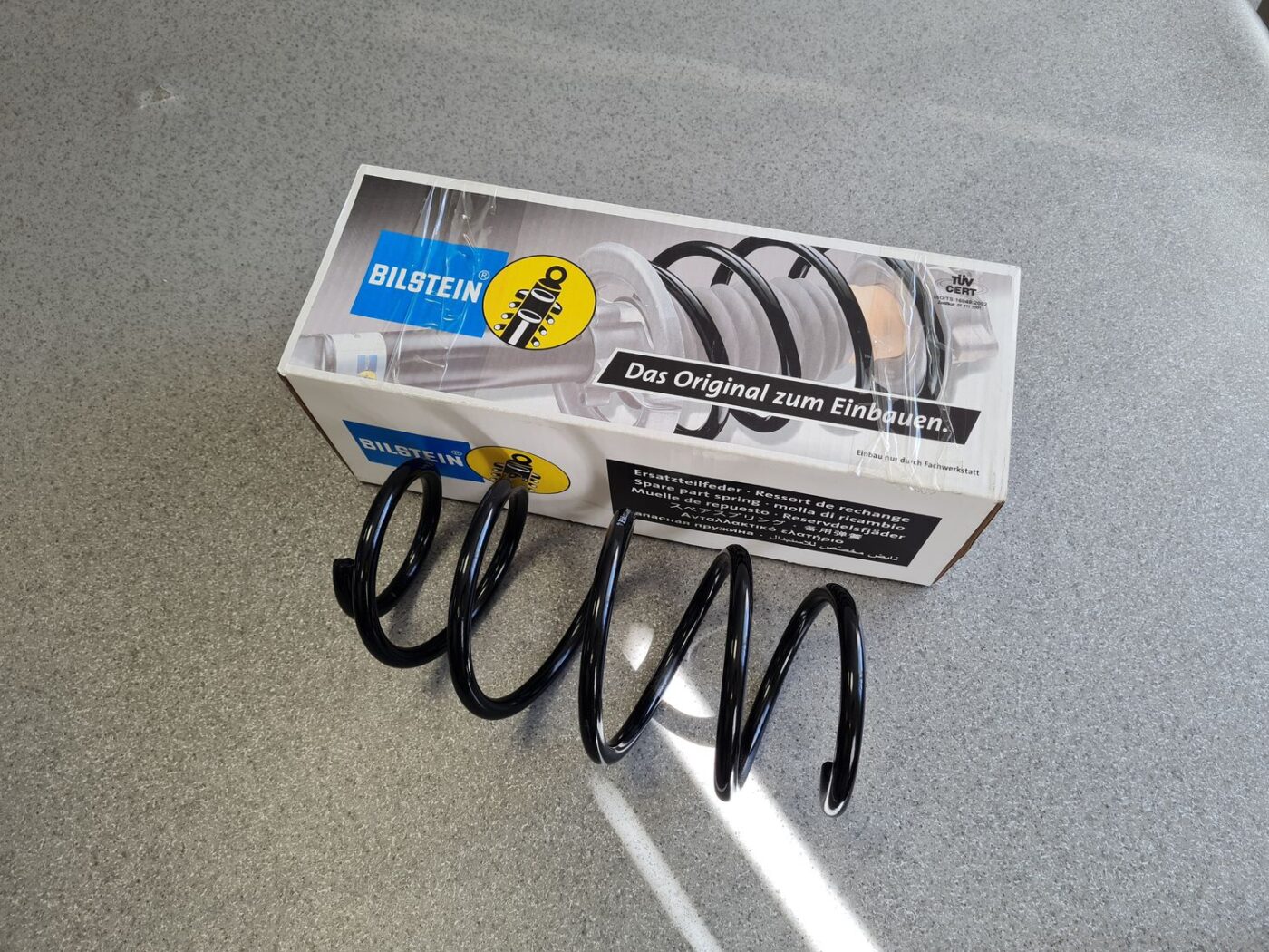 Priekšēja atspere priekš 1 Priekšēja atspere priekš