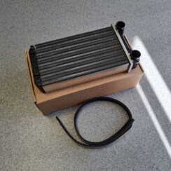 Apsildes sistēmas radiators priekš NEW AND USED CAR SPARE PARTS