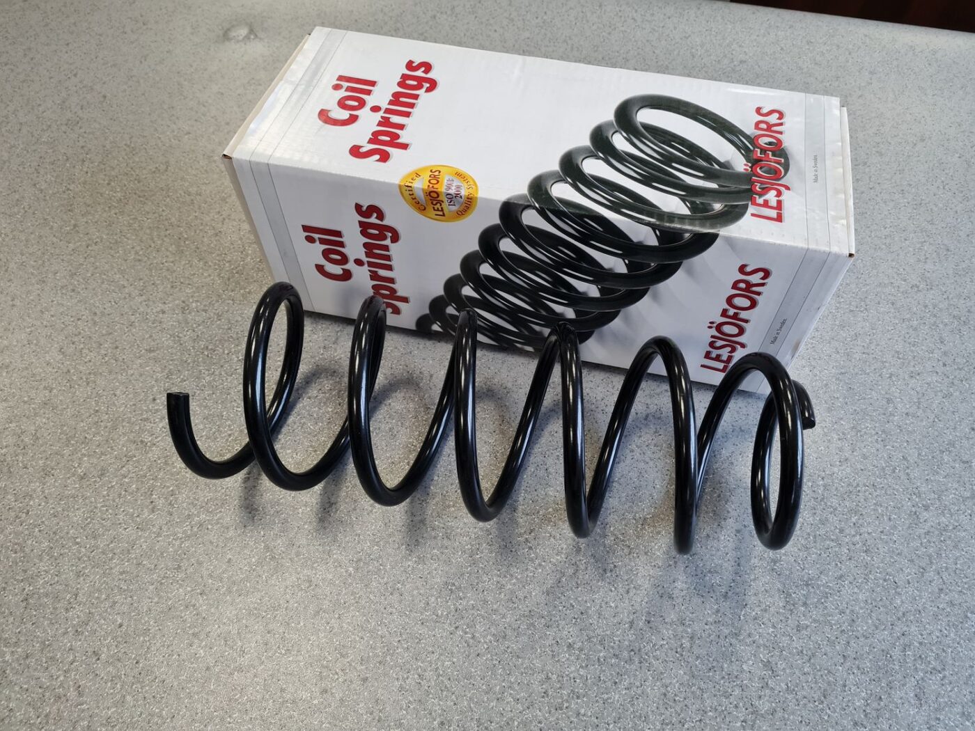 Priekšēja atspere priekš 2 Priekšēja atspere priekš