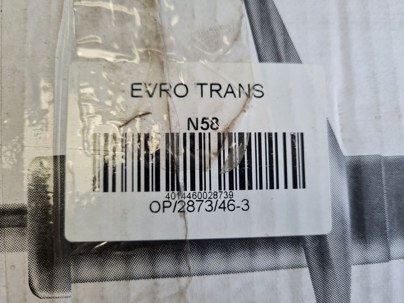 Aizmugurējais amortizators priekš