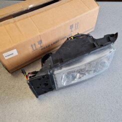 Priekšējais labais lukturis priekš