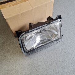 Priekšējais labais lukturis priekš