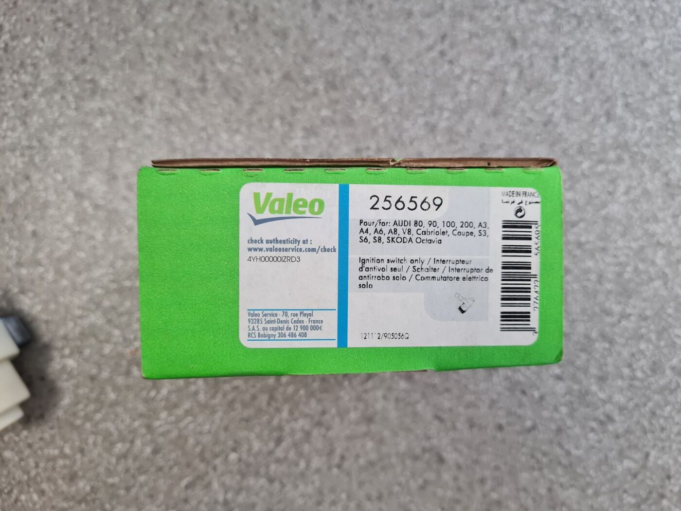 Aizdedzes slēdzenes kontakti priekš 3 Aizdedzes slēdzenes kontakti priekš