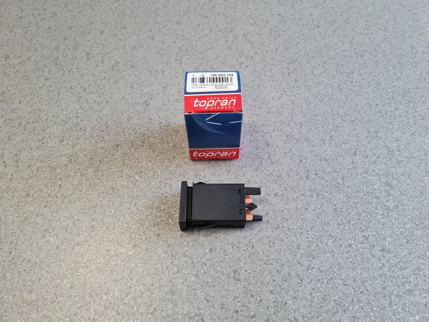 Trauksmes poga priekš 1 Trauksmes poga priekš