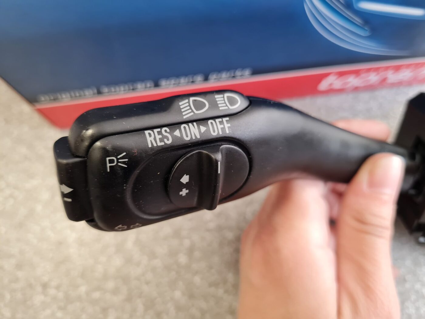 Pagrieziena rādītāju slēdzis priekš