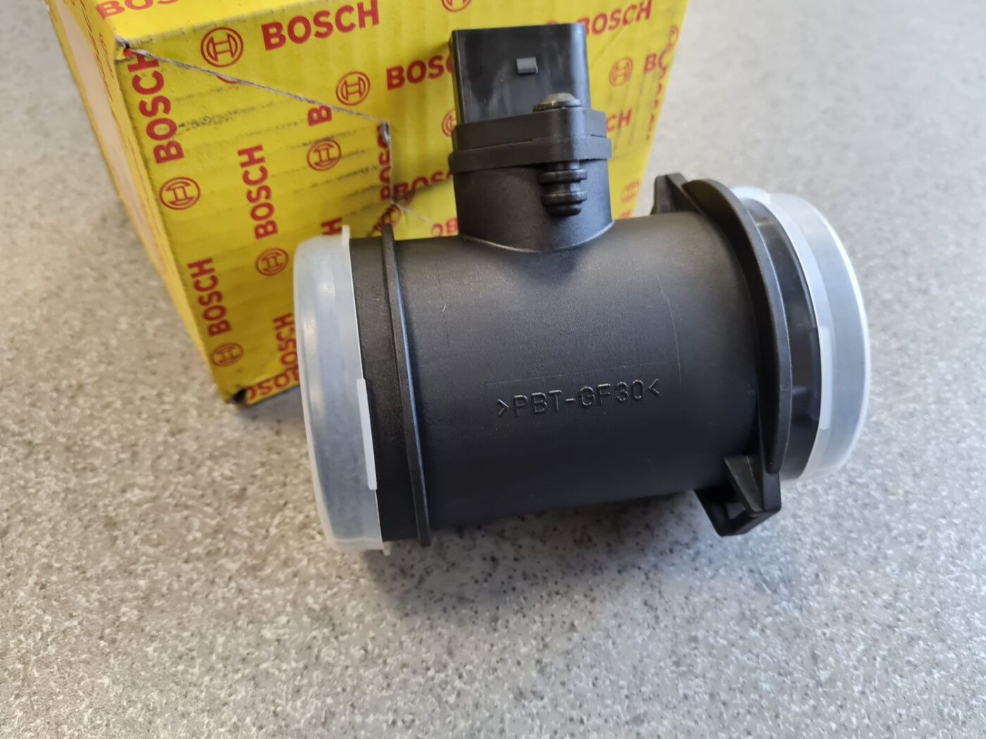 Gaisa plūsmas mērītājs priekš 2 Gaisa plūsmas mērītājs priekš