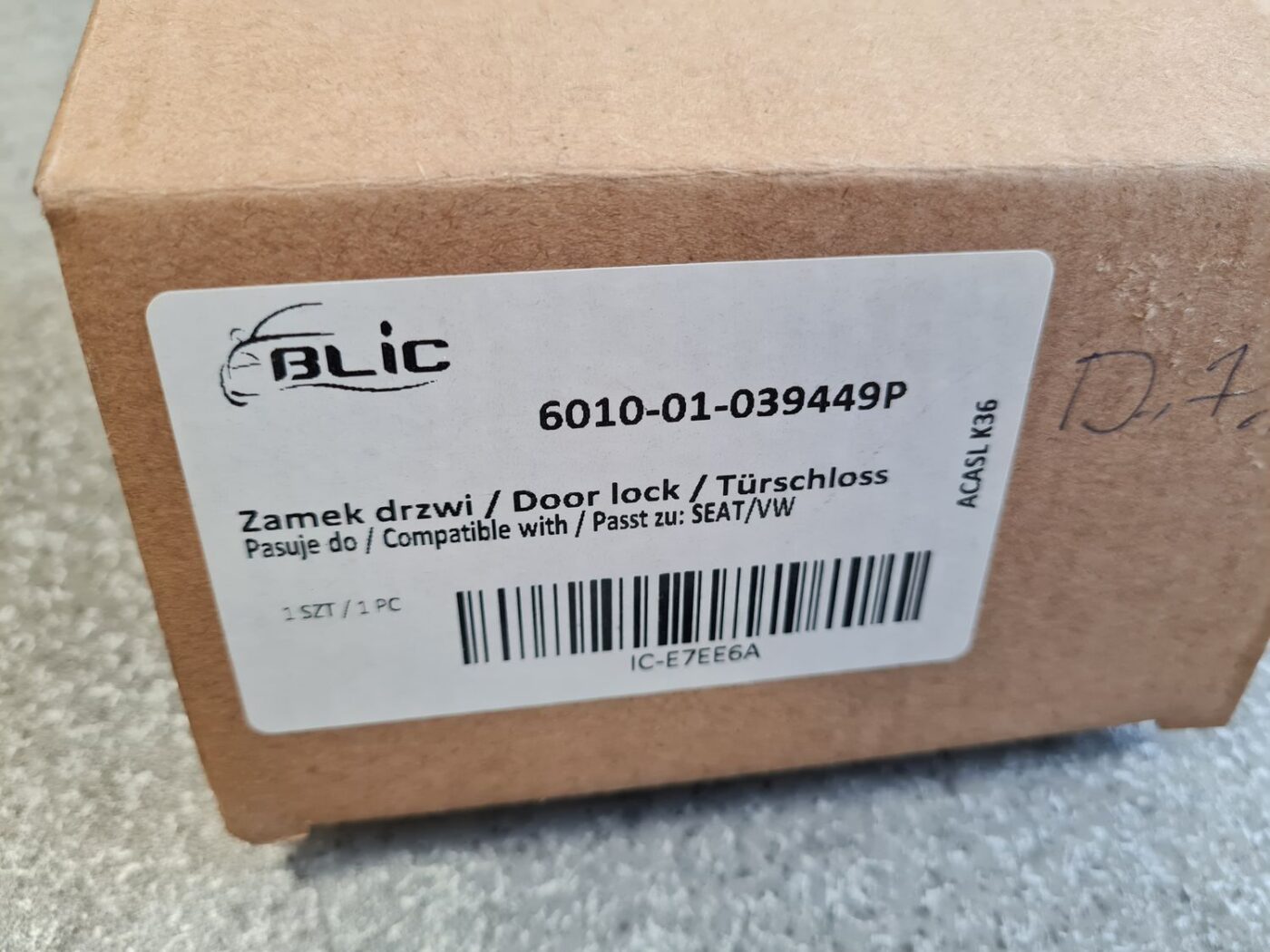 Bagāžnieka vāka slēdzene priekš 3 Bagāžnieka vāka slēdzene priekš