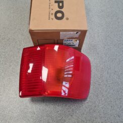 Aizmugurējais kreisais lukturis priekš