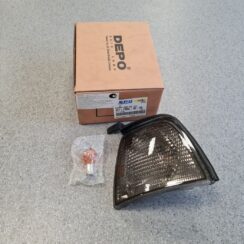 Pagrieziena signala lukturis priekš