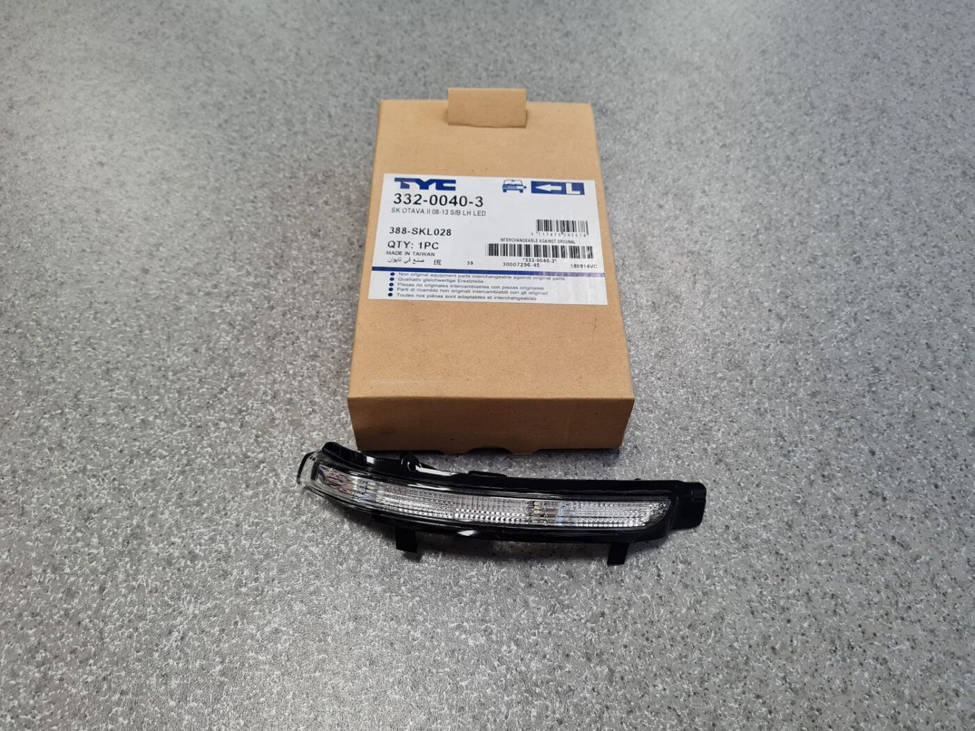 Ārējā spoguļa pagrieziena lukturis priekš 1 Ārējā spoguļa pagrieziena lukturis priekš