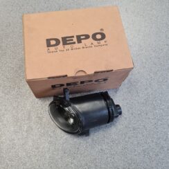 Miglas lukturis priekšā labajā pusē priekš