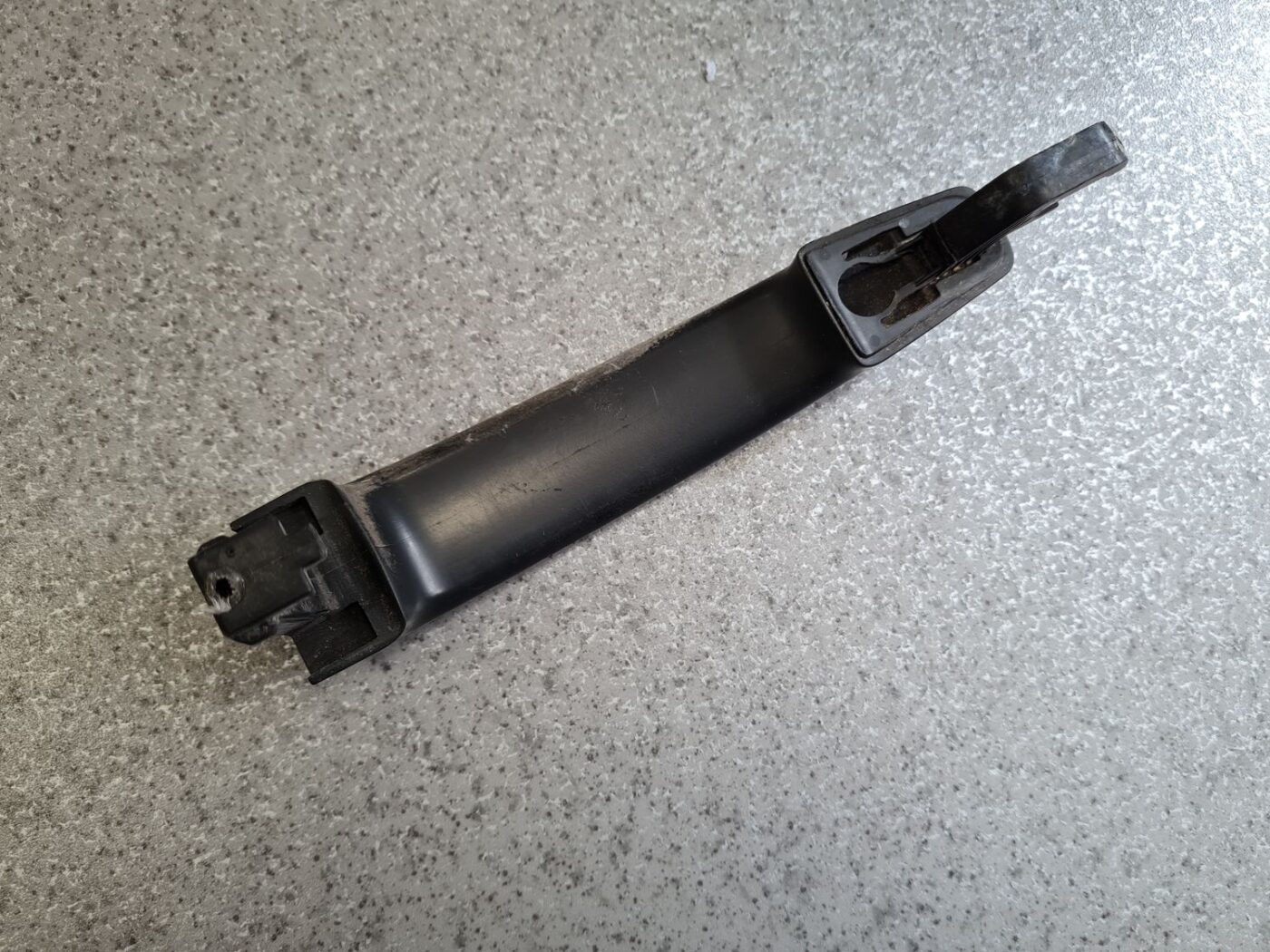 Ārējais durvju rokturis priekš OPEL VECTRA C 2002 4 Ārējais durvju rokturis priekš OPEL VECTRA C 2002