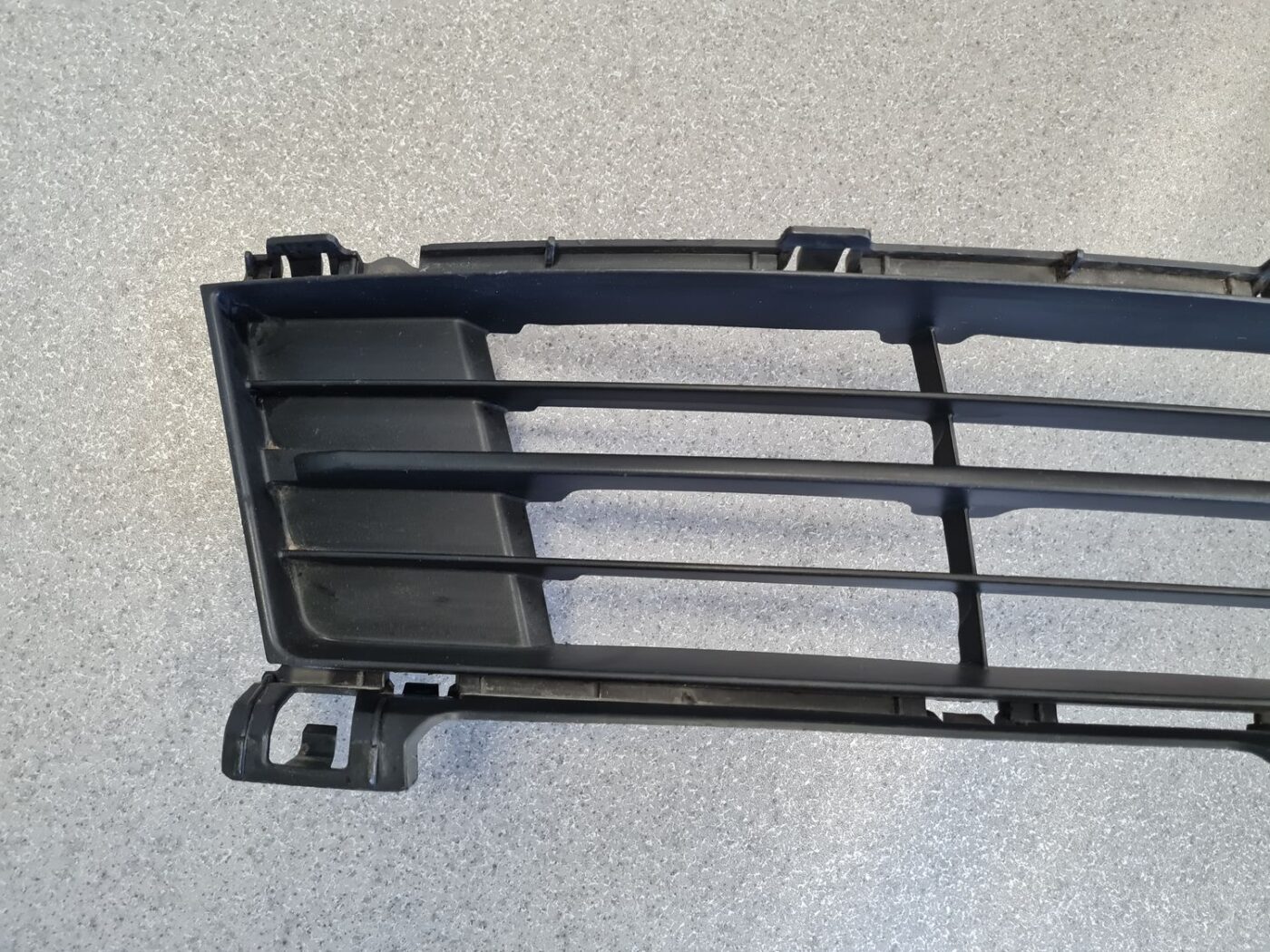 Bufera reste priekš MAZDA 6 2008 2 Bufera reste priekš MAZDA 6 2008