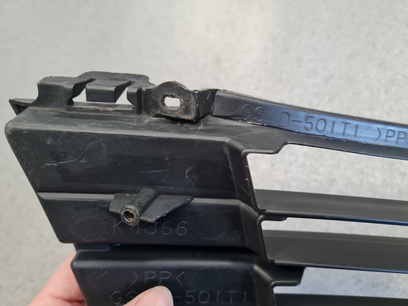 Bufera reste priekš MAZDA 6 2008 9 Bufera reste priekš MAZDA 6 2008