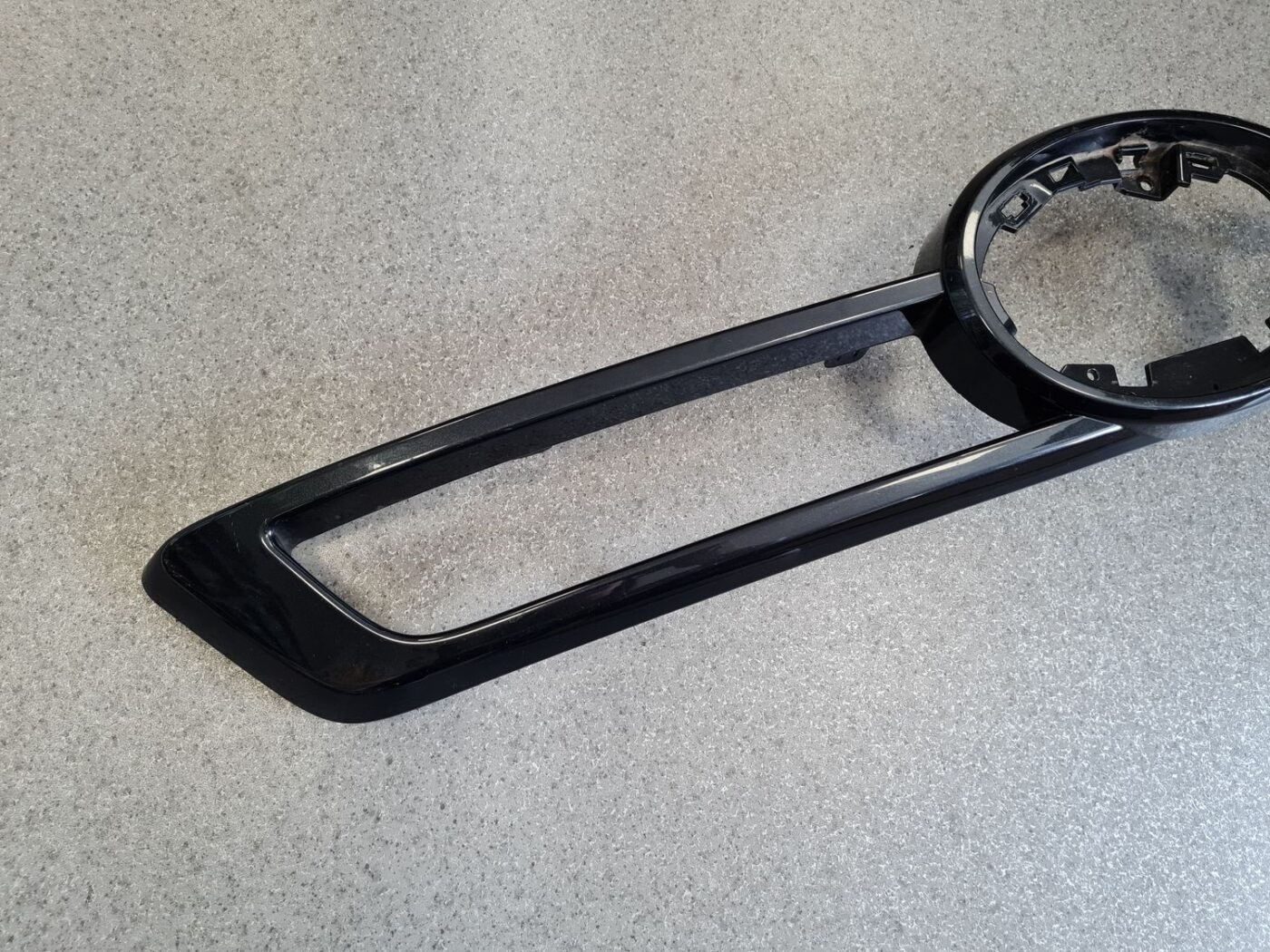 Bufera reste priekš Toyota Hilux 2016-