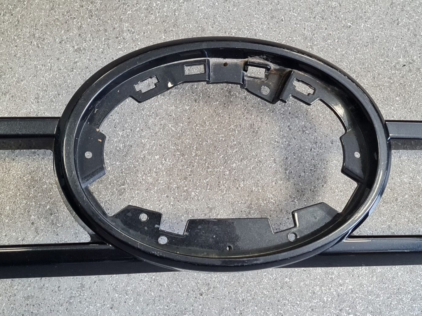 Bufera reste priekš Toyota Hilux 2016-