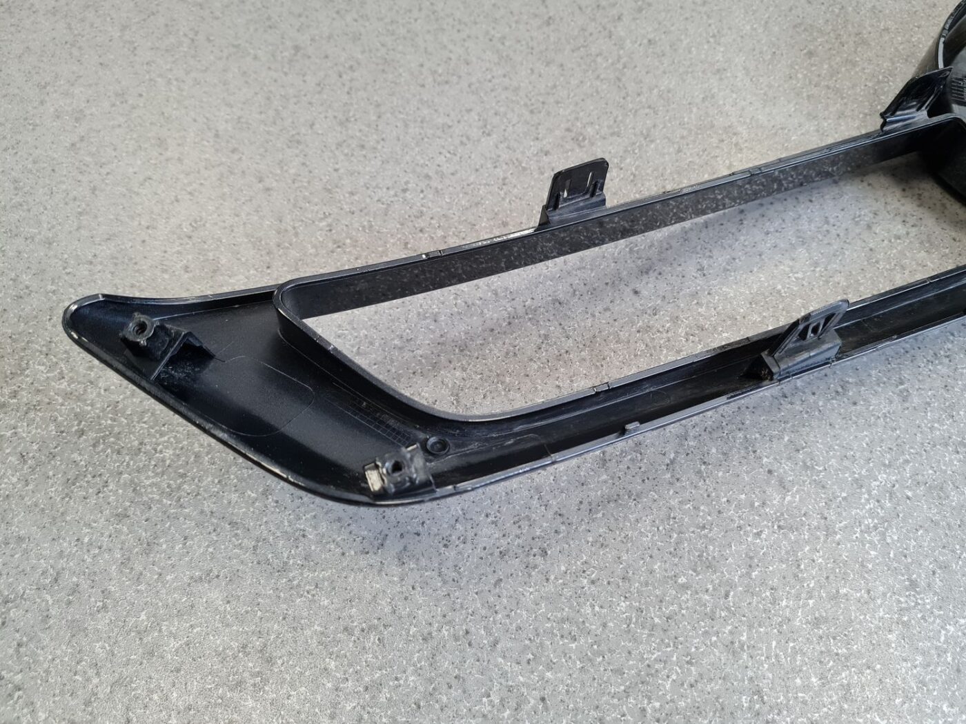 Bufera reste priekš Toyota Hilux 2016-