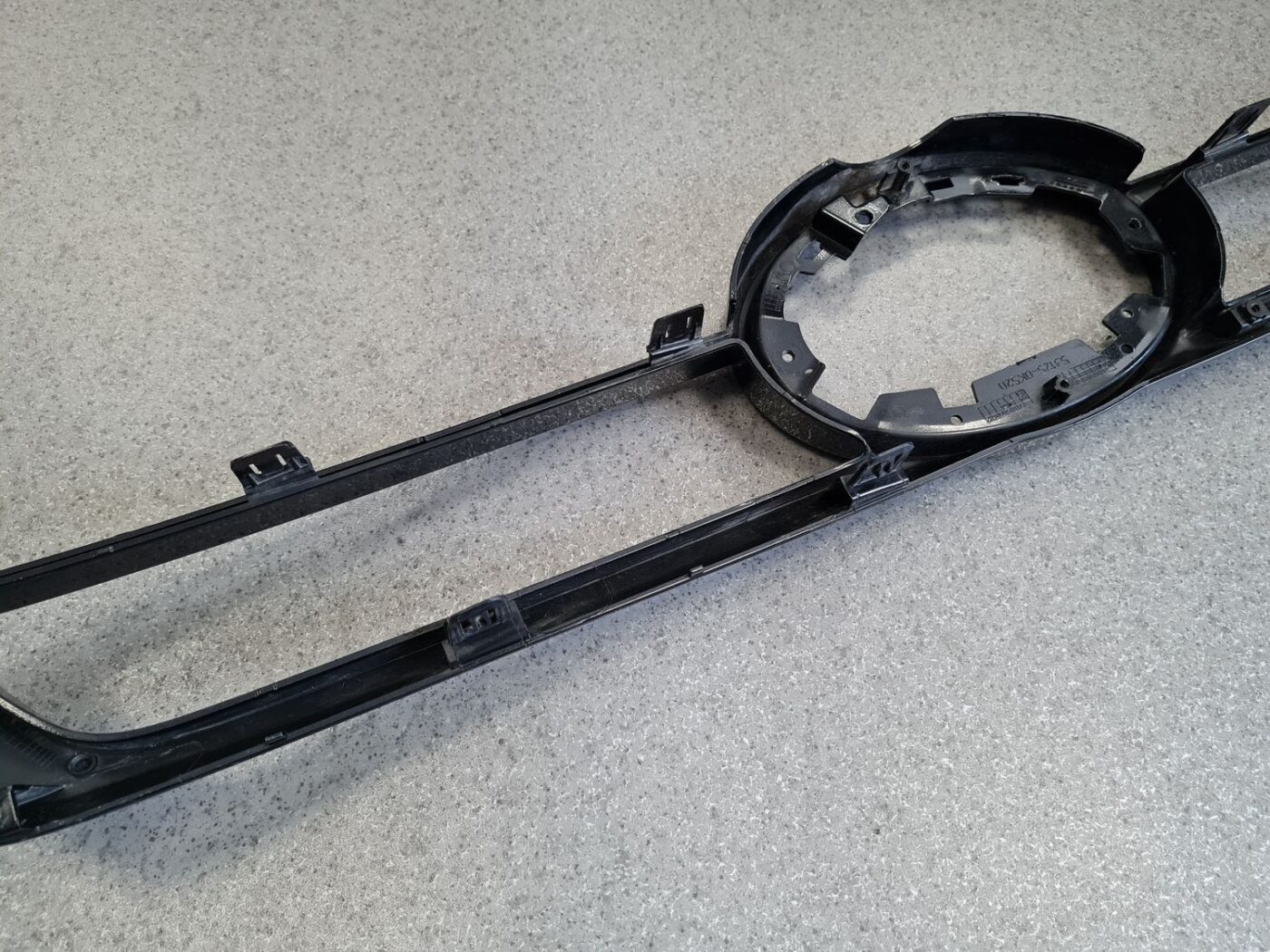 Bufera reste priekš Toyota Hilux 2016-