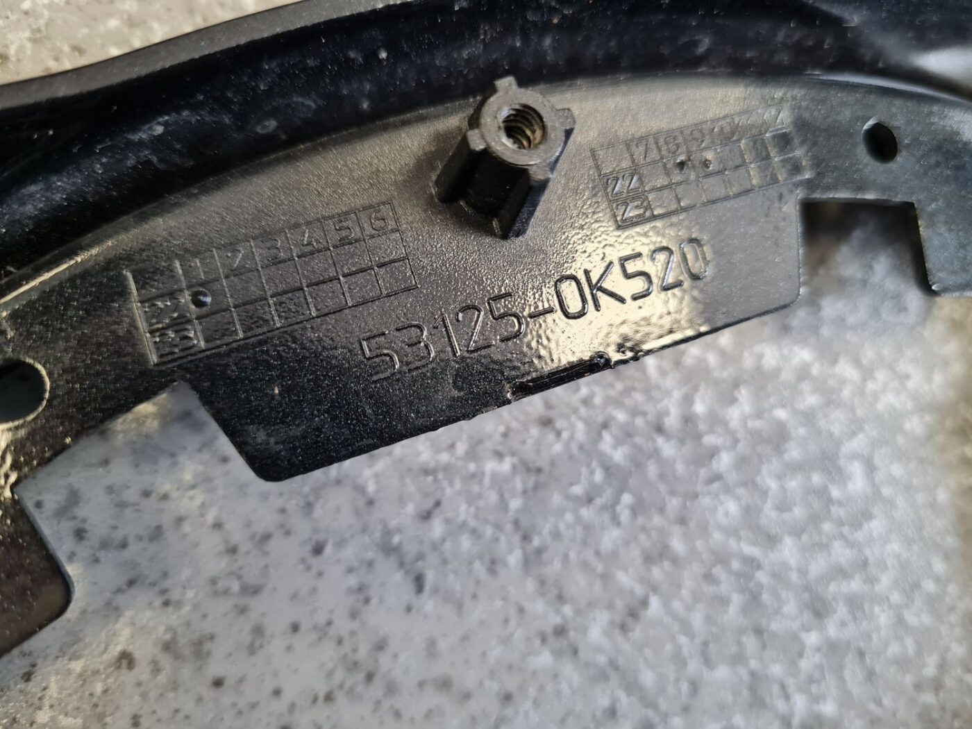 Bufera reste priekš Toyota Hilux 2016-