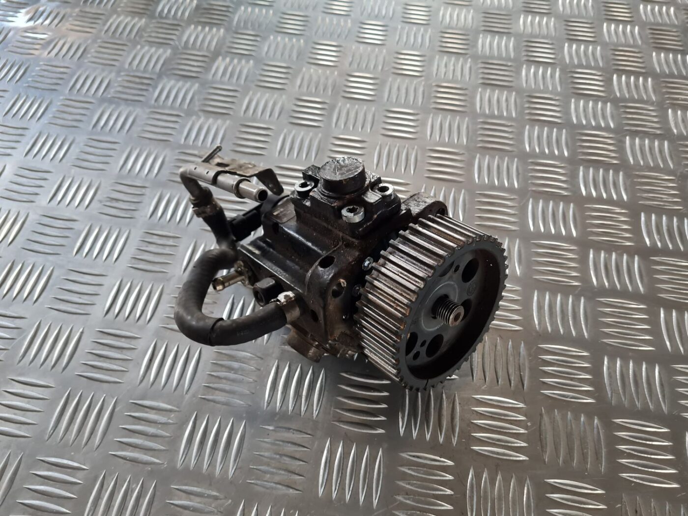 Augstspiediena degvielas sūknis priekš OPEL INSIGNIA SPORTS TOURER 2010 6 Augstspiediena degvielas sūknis priekš OPEL INSIGNIA SPORTS TOURER 2010