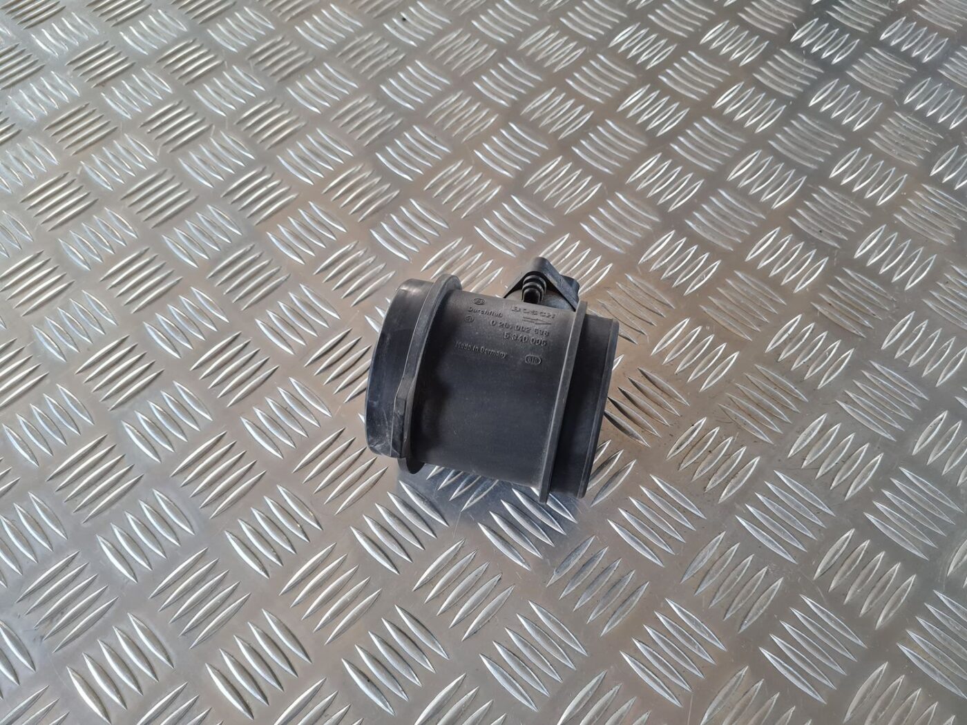 Gaisa plūsmas mērītājs priekš SAAB 9-5 1999 1 Gaisa plūsmas mērītājs priekš SAAB 9-5 1999