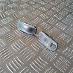 Pagrieziena signala lukturis priekš SAAB 9-5 1999